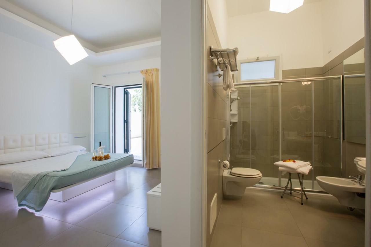 Hyencos Hotel Callyon Торре-Сан-Джованни-Удженто Экстерьер фото